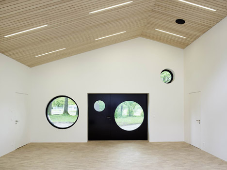 Community hall in Oberglatt by Frei + Saarinen