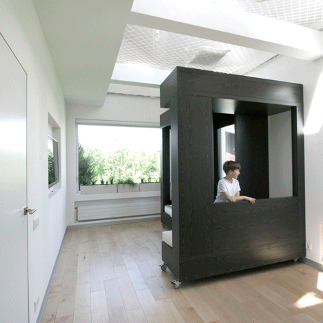 Interactive play and study space by Ruetemple