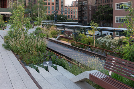 The-High-Line-at-the-Rail-Yards_dezeen_468_13