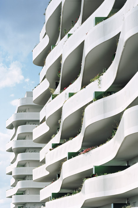 Housing by ECDM Architectes