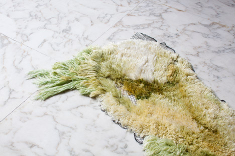 Sea Me algae rug by Studio Nienke Hoogvliet