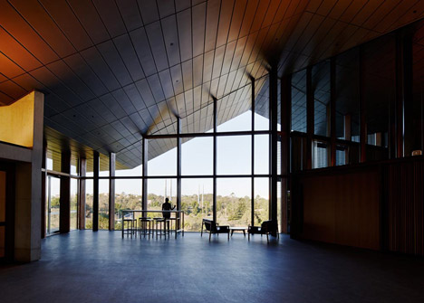 The University of Queensland's Advanced Engineering Building by Richard Kirk and Hassell