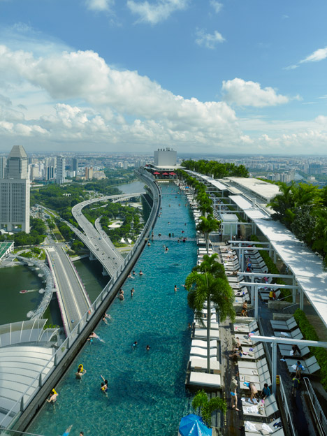 Marina Bay Sands development in Singapore by Safdie Architects