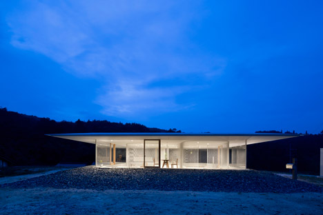 Hiroshima hut by Suppose Design Office