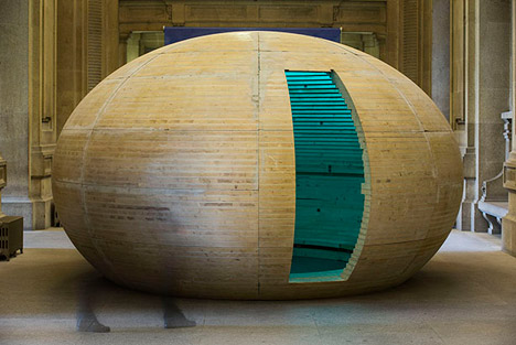 Trojan Egg, Porto by Camilo Rebelo