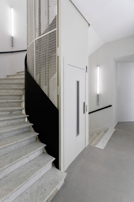 Dior-Men-offices-in-Paris-by-Antonio-Virga-Architecte_dezeen_468_14