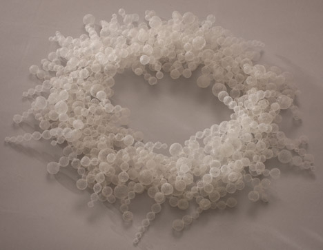 Necklace, Bubble Bath, by Nora Fok, 2001. Photograph by Heini Schneebeli, courtesy of the Crafts Council