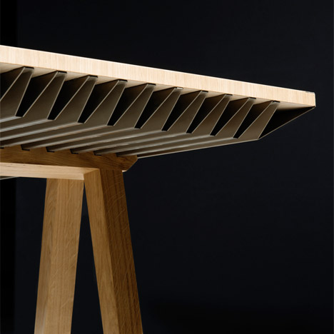 Zero-Energy-Furniture_Raphael-Menard_Jean-Sebastien-Lagrange_dezeen_468_4