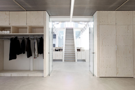 Connekt interior by Ateliers