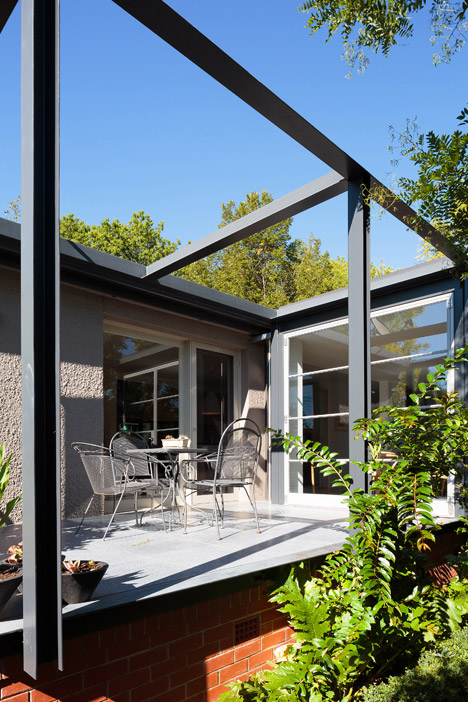 Conservatory House by COX Architecture