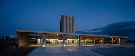 Caceres-bus-station-by-Isabel-Amores-and-Modesto-Garcia_dezeen_468_2