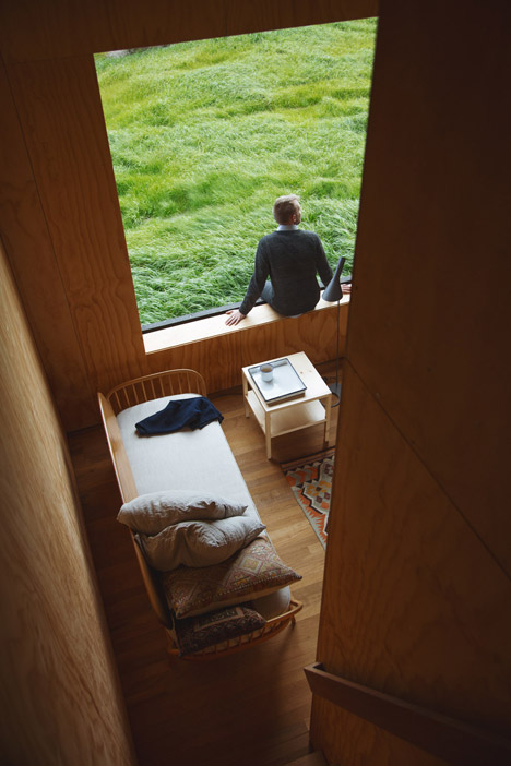 Eyrie-by-Cheshire-Architects_dezeen_468_6