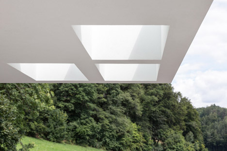 Grocery-Store_Messner-Architects_dezeen_468_8