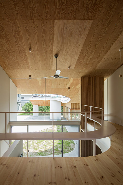 Shawl House by Y+M Design Office