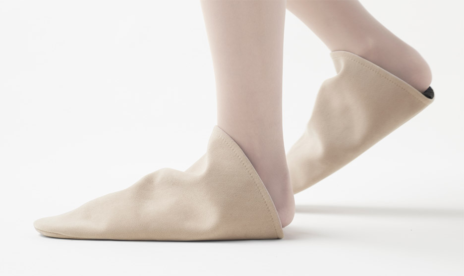 Nendo Triangle Roomshoes