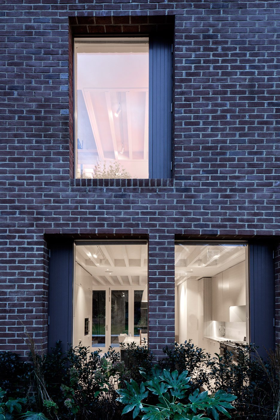 House extension on Coolhurst Road by Alexander Martin Architects