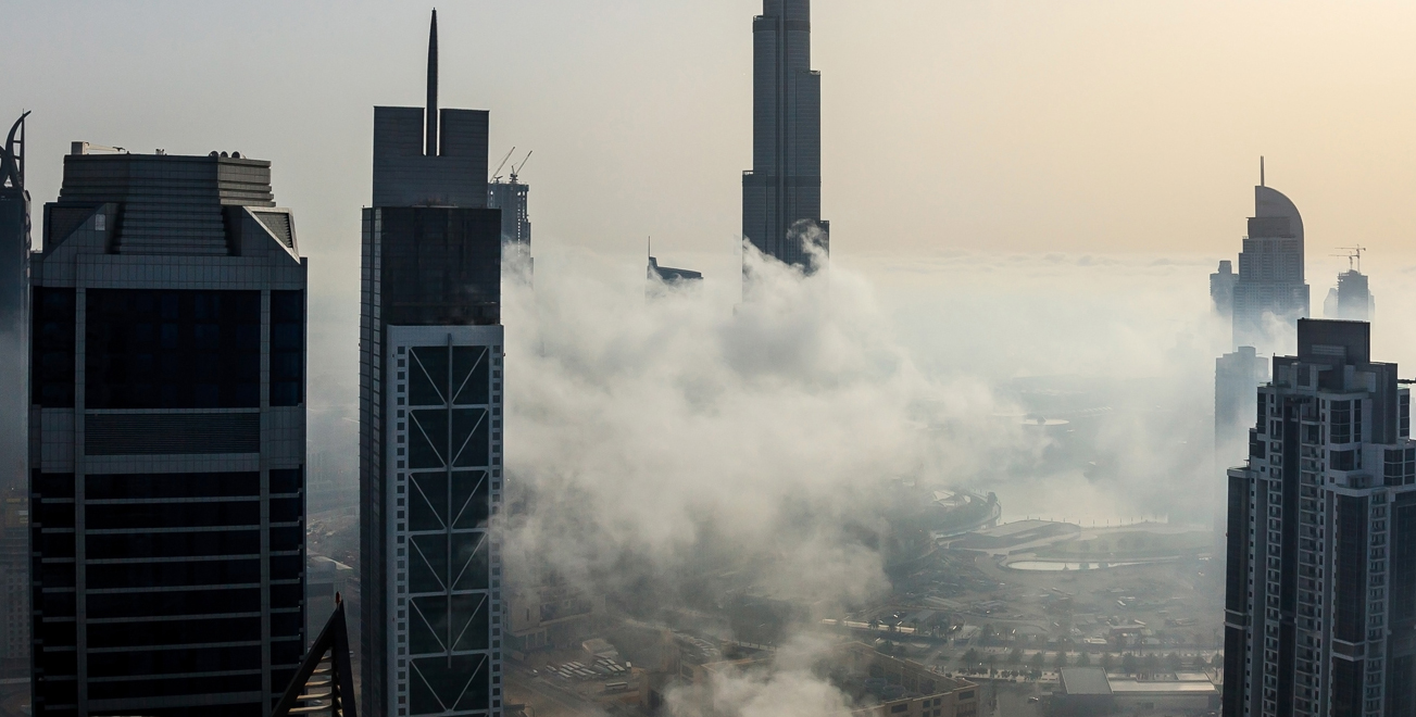 Watch Two Men With Jetpacks Fly Over Tallest Building In Dubai 