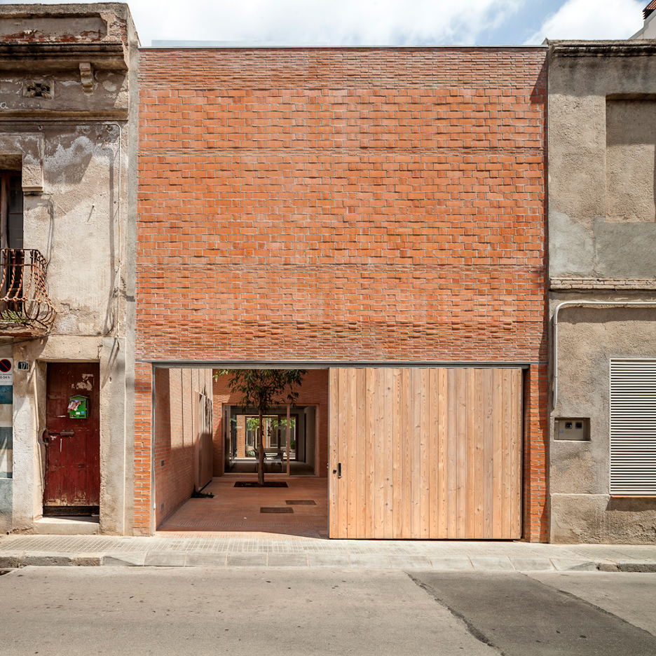House 1014 by H Arquitectes