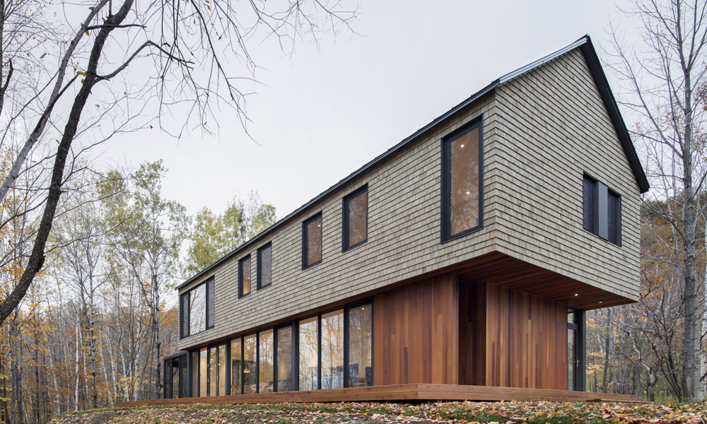 Bourgeois Lechasseur creates cedar clad home in Quebec