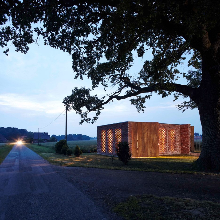 Remisenpavillon by Wirth Architekten