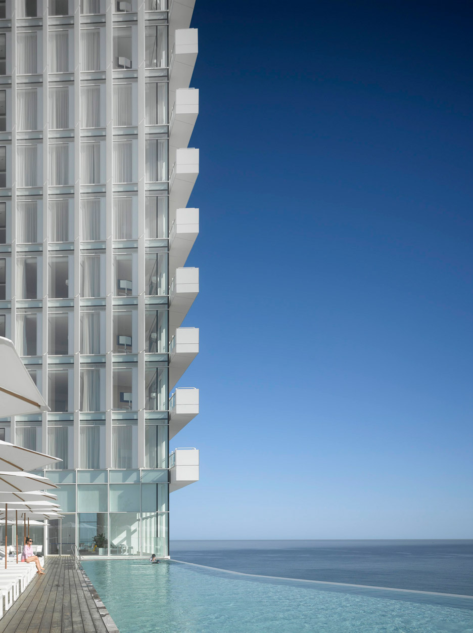 Seamarq Hotel in Gagneung, South Korea by Richard Meier and Partners