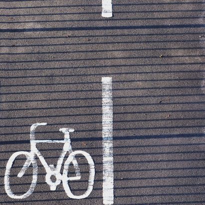 London, New York, Paris and Milan give streets to cyclists and pedestrians