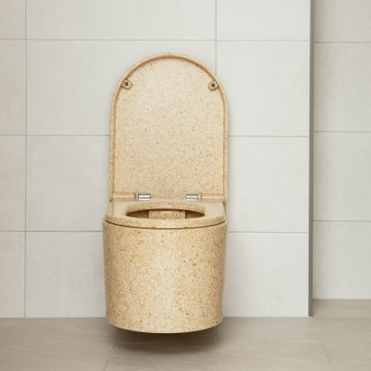 Woodio develops toilet made from wood chips