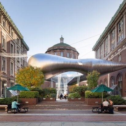 Columbia GSAPP encourages "playful interaction" with inflatable pavilion