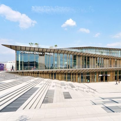 Dezeen Agenda features the Saint-Denis Pleyel Station by Kengo Kuma