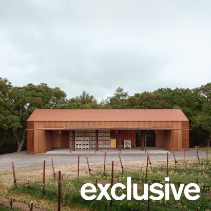 Clayton Korte creates weathering-steel barn for California winery