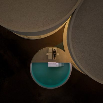 Cluster of cylindrical volumes forms Spanish home by Fran Silvestre Arquitectos