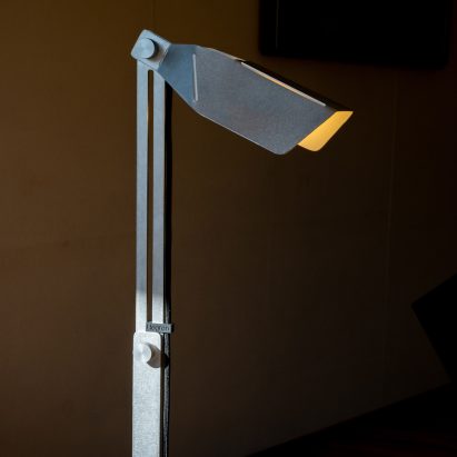 Knekt floor lamp by Hegren