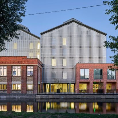 John McAslan + Partners revamps Victorian power station for University of Oxford