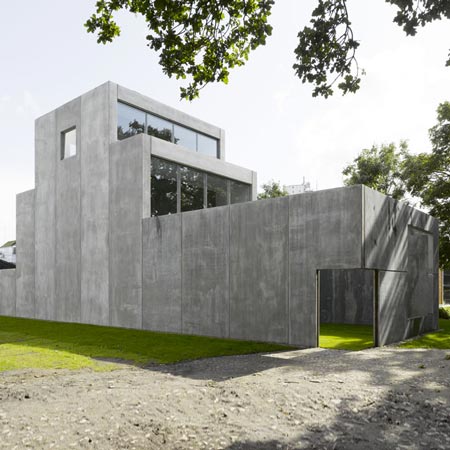 Four Boxes Gallery by Atelier Bow-Wow