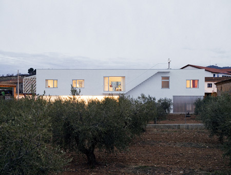 Casa Docle by María Langarita & Víctor Navarro