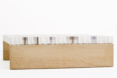 PLET table by Reinier de Jong