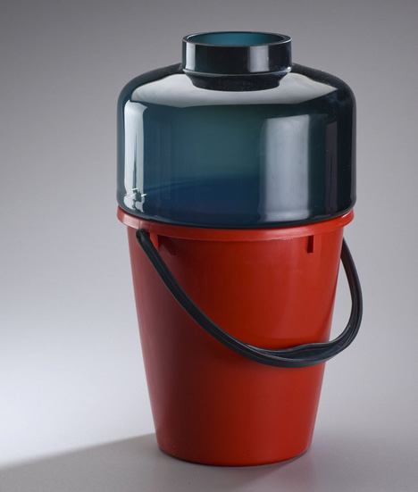 Bucket Vase by Qubus Design studio 