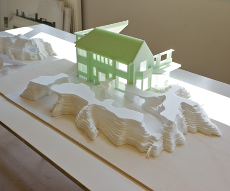 Two models for embassies (retreat I & II) by Anne Holtrop