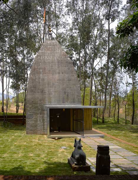Shiv Temple by Sameep Padora & Associates