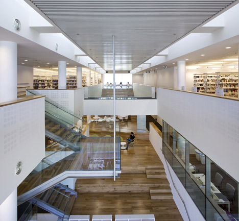 The Robert and Yadelle Sklare Family Library by Schwartz Besnosoff Architects