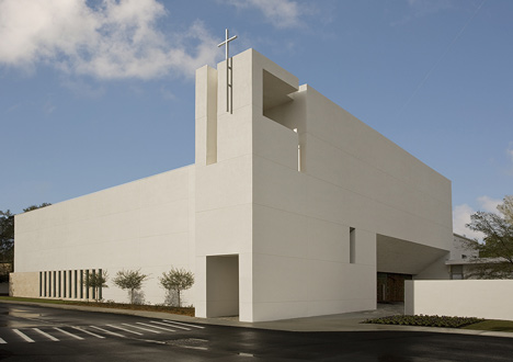 Tampa Covenant Church by Alfonso Architects
