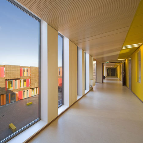 Het 4e Gymnasium by HVDN architecten