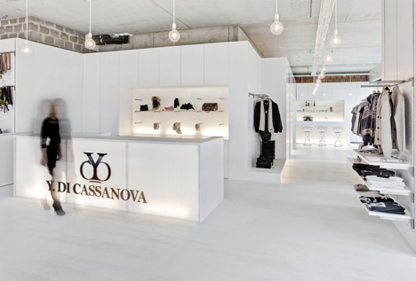 Y. Di Cassanova by Van Halewyck & Marco Architects