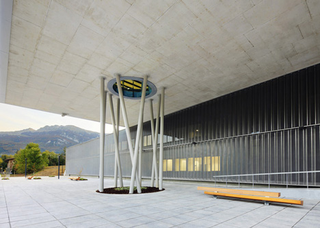 Faculty of Business studies of Mondragon University by Hoz Fontan   Arquitectos