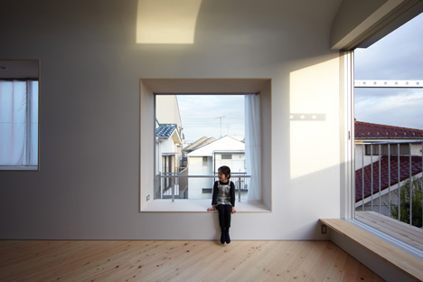 House in Ookayama by Torafu Architects