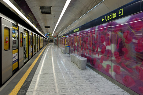 Naples Metro Station by Karim Rashid