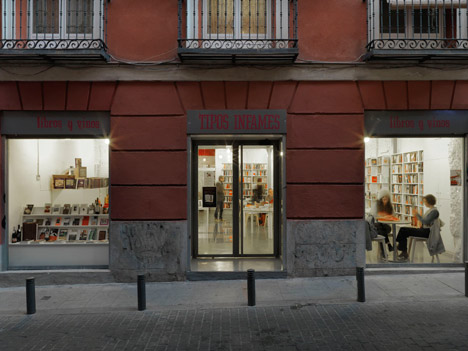 Book-and-Coffeshop-in-Madrid-bu-MYCC
