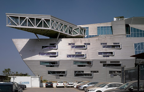 GMS Grande Palladium by Malik Architecture