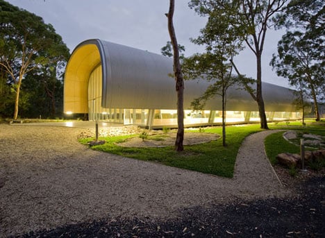 Milson Island Sports Hall by Allen Jack and Cottier