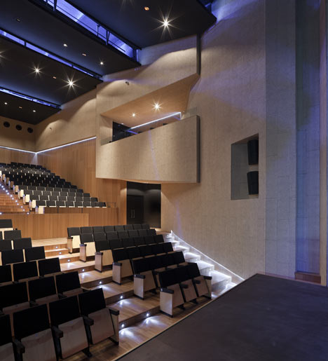 Theatre in Almonte by Donaire Arquitectos